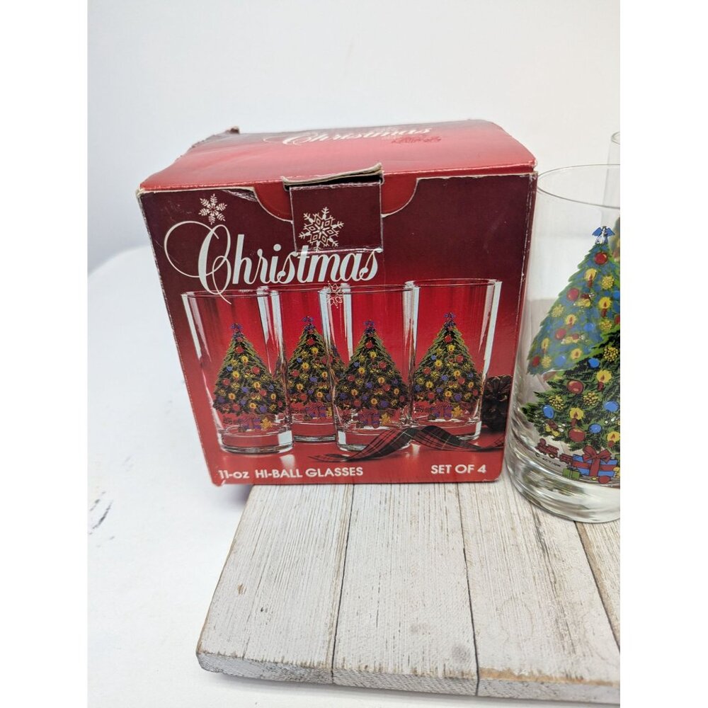 Vintage Set of 4 Christmas Carlton Beverage Glasses 11 oz Tumblers 5 1/2" Tall - Picture 6 of 8